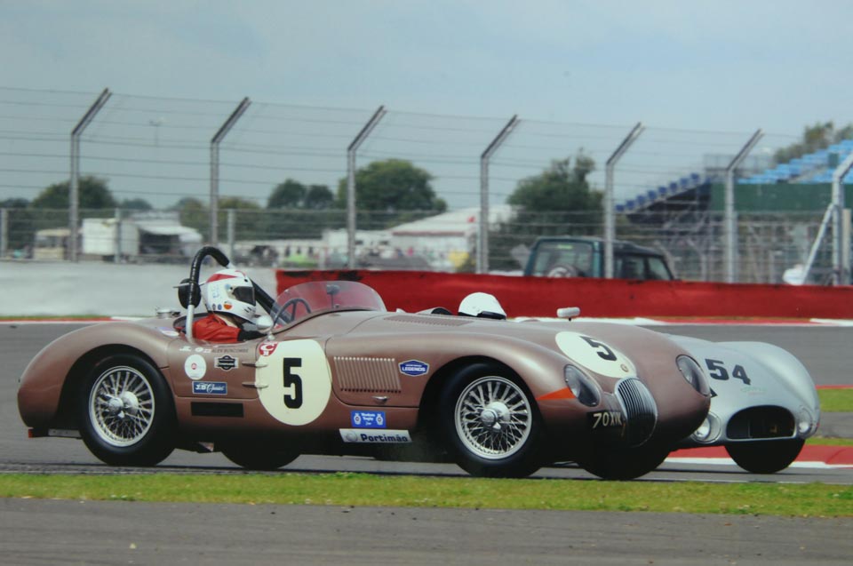 Racing Jaguar Silverstone